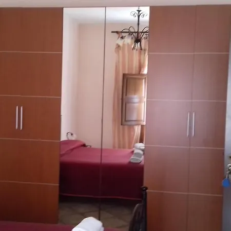 Porticella 3*